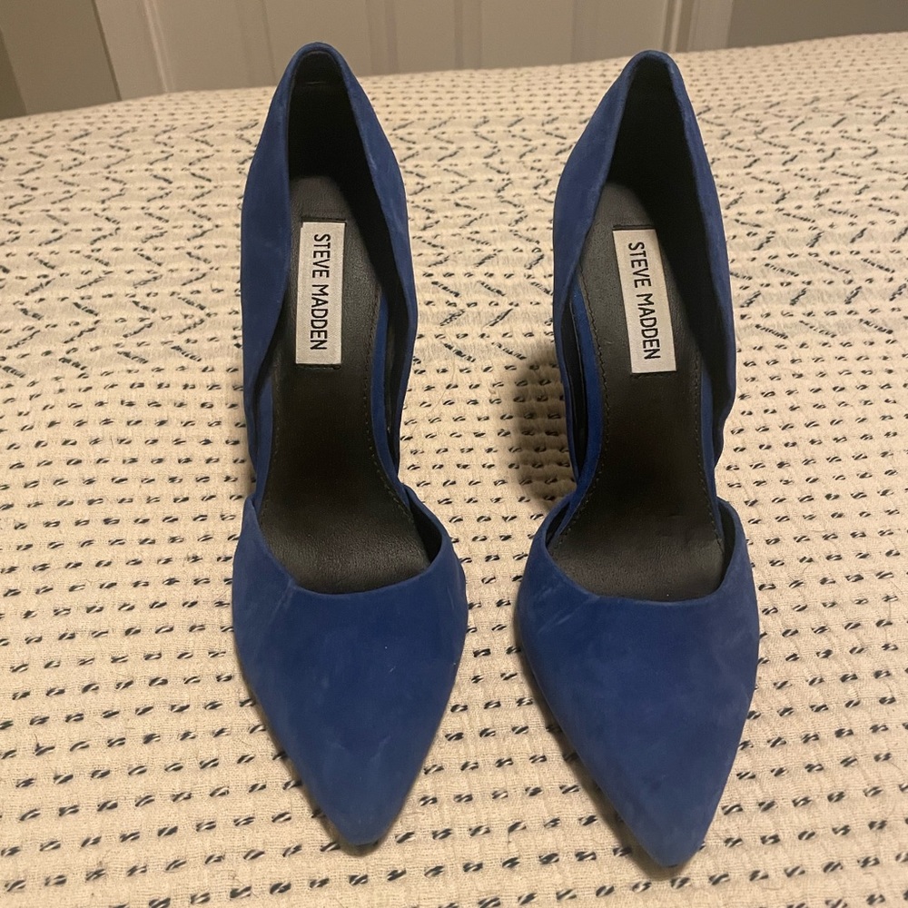 Steve Madden pointed toe heel size 8